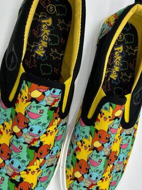 Pokemon Slip-On Sneakers Youth Sz 5